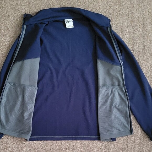 Nike track suit - Picture 4 of 8